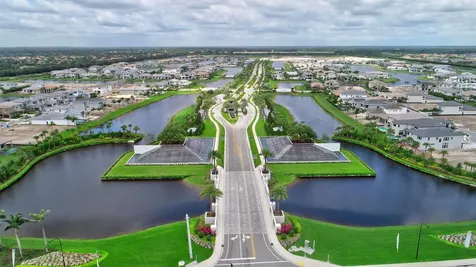 9083 Benedetta Place Boca Raton FL 33496