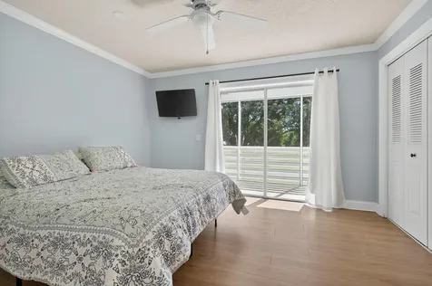 71 Canterbury C West Palm Beach FL 33417