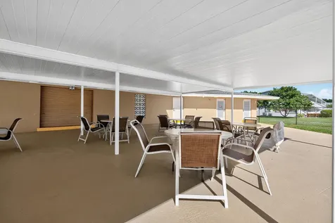 71 Canterbury C West Palm Beach FL 33417