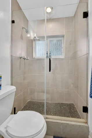 6120 Nw 110th Terrace Hialeah FL 33012