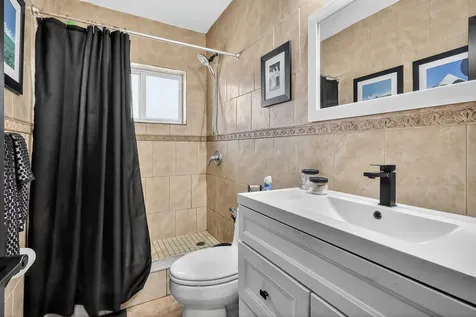 6120 Nw 110th Terrace Hialeah FL 33012