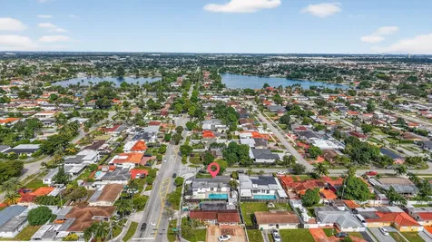 6120 Nw 110th Terrace Hialeah FL 33012