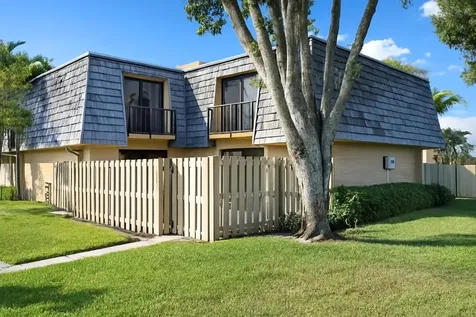 238 Lake Arbor Drive Palm Springs FL 33461