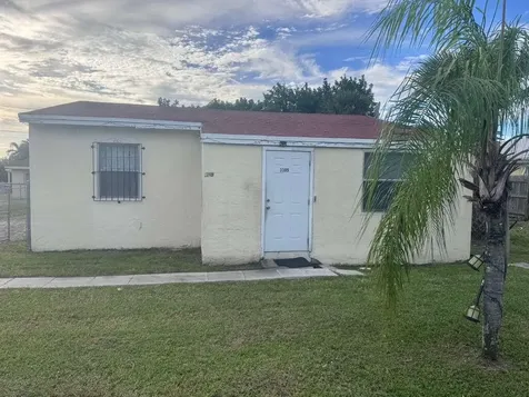 3309 Avenue S Riviera Beach FL 33404