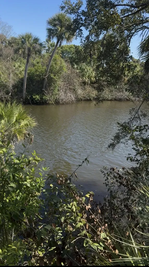 104 NE Charleston Oaks Drive Port Saint Lucie FL 34983