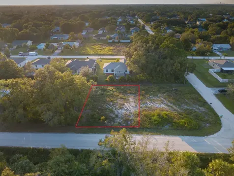 8977 100th Avenue Vero Beach FL 32967
