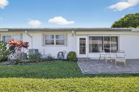 100 Leisure Lake Circle Boynton Beach FL 33426