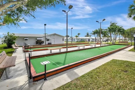 100 Leisure Lake Circle Boynton Beach FL 33426
