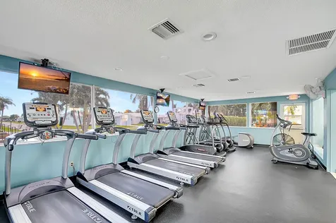 100 Leisure Lake Circle Boynton Beach FL 33426