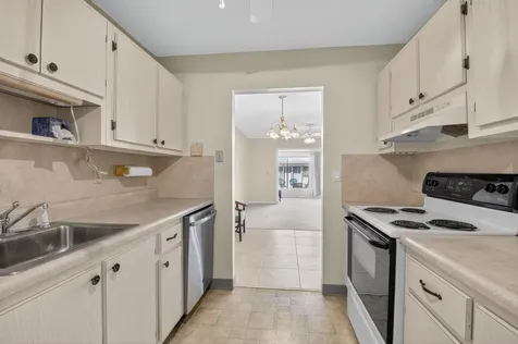 100 Leisure Lake Circle Boynton Beach FL 33426