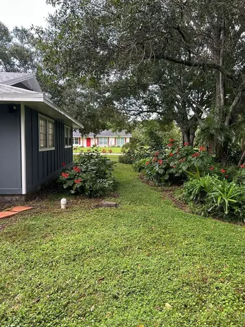 935 34th Avenue Vero Beach FL 32960