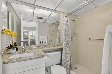 118 Monaco C Delray Beach FL 33446