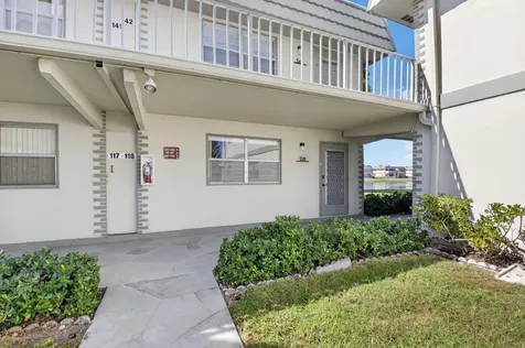 118 Monaco C Delray Beach FL 33446