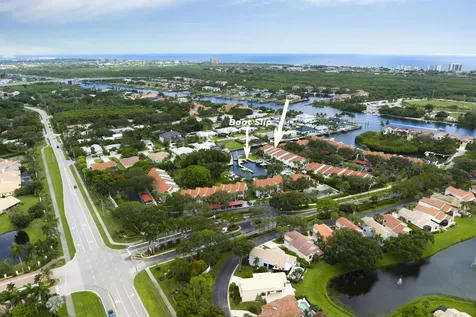 2359 Treasure Isle Drive Palm Beach Gardens FL 33410