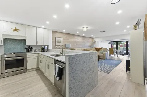 2359 Treasure Isle Drive Palm Beach Gardens FL 33410