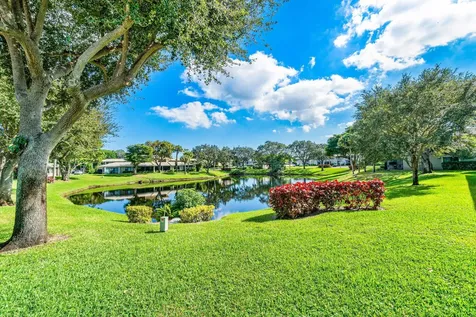 24 Stratford Drive Boynton Beach FL 33436