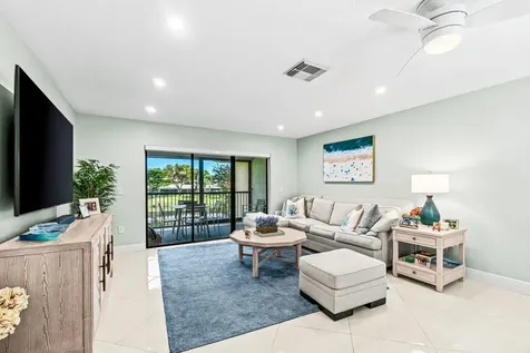 24 Stratford Drive Boynton Beach FL 33436
