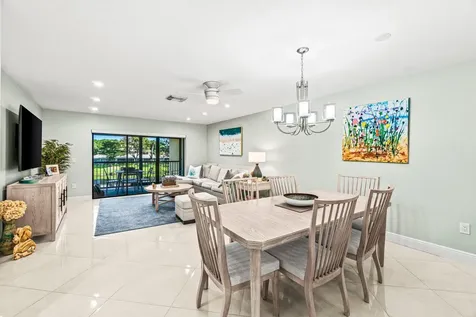 24 Stratford Drive Boynton Beach FL 33436