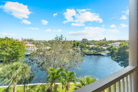 14 Royal Palm Way Boca Raton FL 33432
