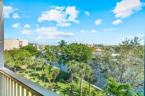 14 Royal Palm Way Boca Raton FL 33432