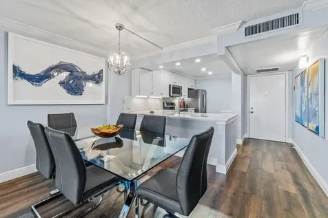 14 Royal Palm Way Boca Raton FL 33432