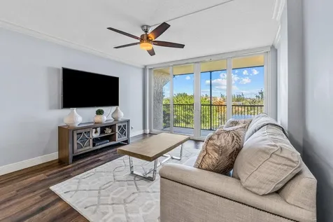 14 Royal Palm Way Boca Raton FL 33432