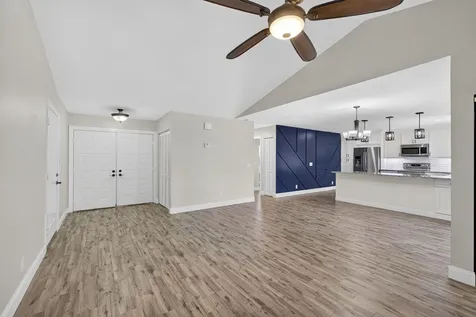 13302 Touchstone Place Palm Beach Gardens FL 33418