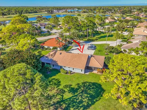13302 Touchstone Place Palm Beach Gardens FL 33418