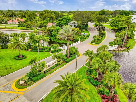 13302 Touchstone Place Palm Beach Gardens FL 33418
