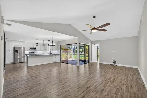 13302 Touchstone Place Palm Beach Gardens FL 33418