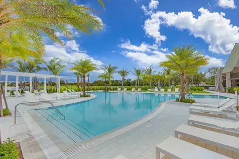13302 Touchstone Place Palm Beach Gardens FL 33418