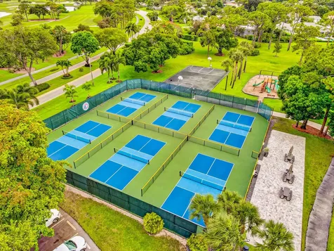 13302 Touchstone Place Palm Beach Gardens FL 33418