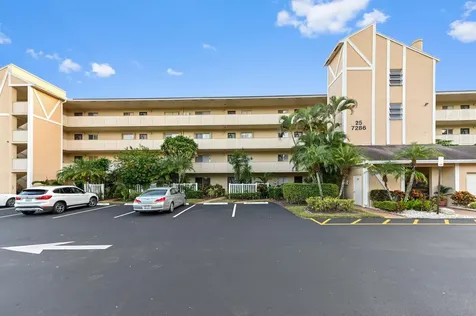 7286 Huntington Lane Delray Beach FL 33446