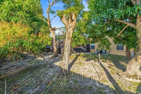 179 Dove Circle Royal Palm Beach FL 33411