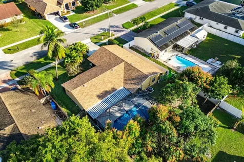 179 Dove Circle Royal Palm Beach FL 33411