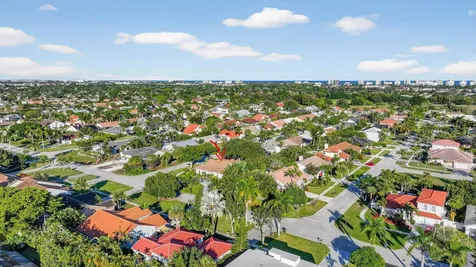 7598 W Country Club Boulevard Boca Raton FL 33487