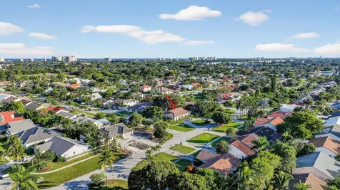 7598 W Country Club Boulevard Boca Raton FL 33487