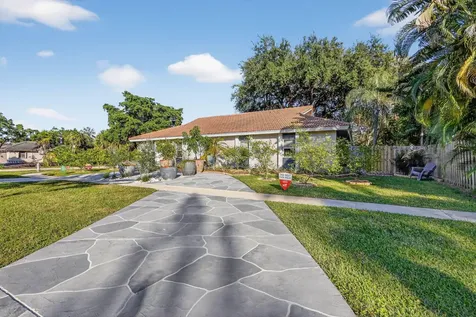 7598 W Country Club Boulevard Boca Raton FL 33487