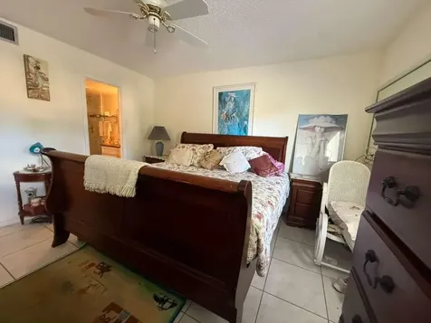 213 Pine Hov Circle Greenacres FL 33463
