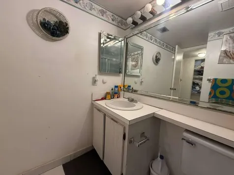 213 Pine Hov Circle Greenacres FL 33463