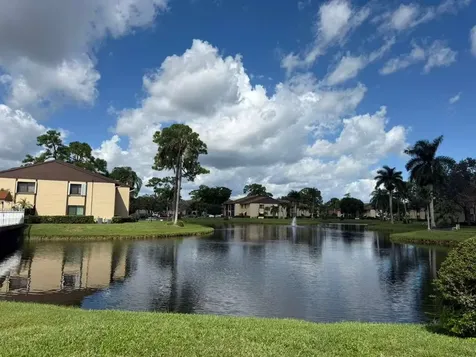 213 Pine Hov Circle Greenacres FL 33463