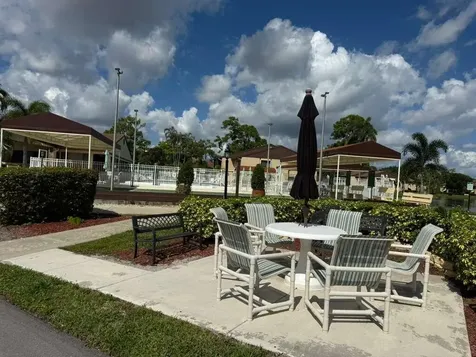 213 Pine Hov Circle Greenacres FL 33463