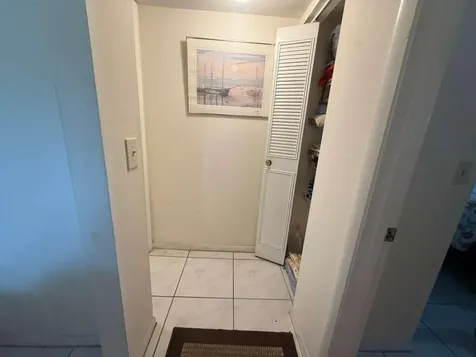 213 Pine Hov Circle Greenacres FL 33463