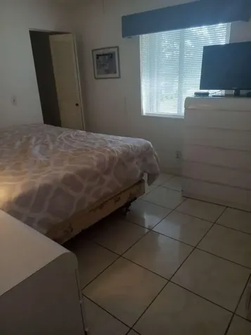 213 Pine Hov Circle Greenacres FL 33463