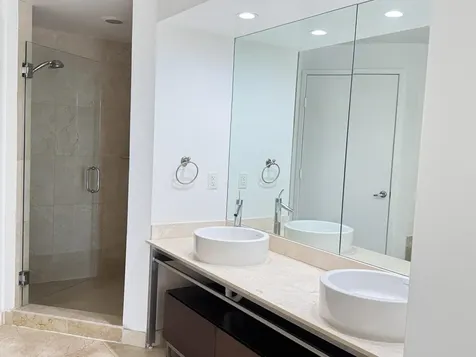 16275 Collins Avenue Sunny Isles Beach FL 33160