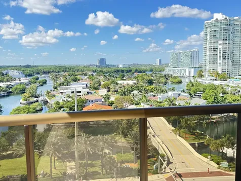 16275 Collins Avenue Sunny Isles Beach FL 33160