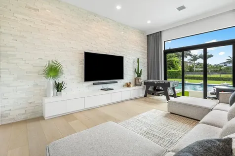 9276 Biaggio Road Boca Raton FL 33496