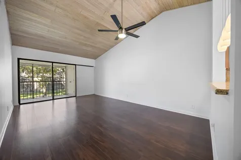 3939 Ne 5th Avenue Boca Raton FL 33431