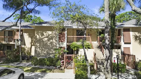 3939 Ne 5th Avenue Boca Raton FL 33431