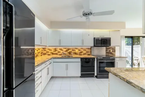 5 Eastgate Drive Boynton Beach FL 33436